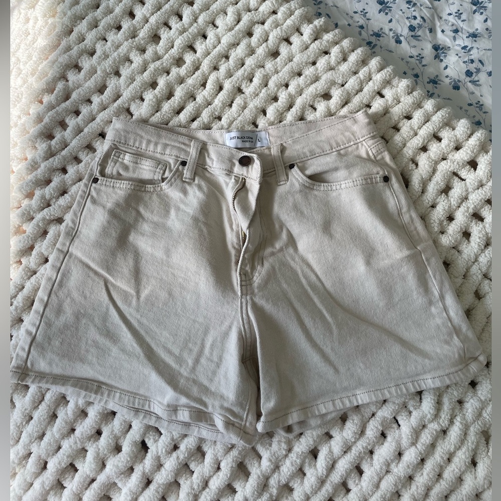 JUST BLACK DENIM Oatmeal Shorts